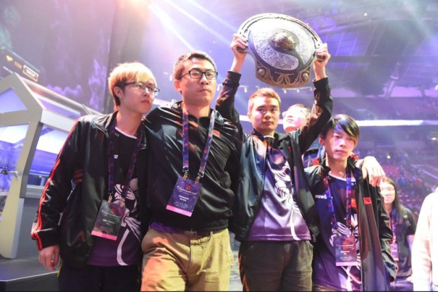 Ninjas in Pyjamas 解散英雄联盟阵容