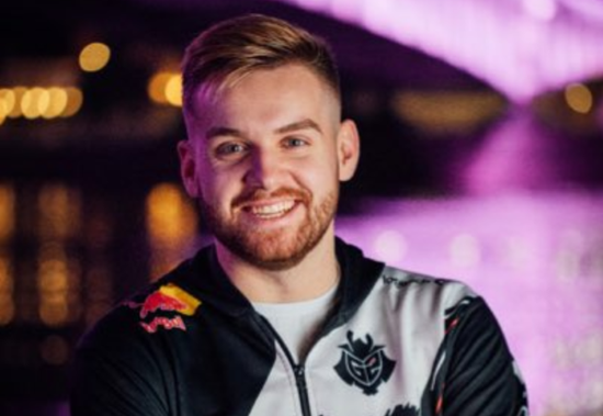 NAVI在IEM Chengdu 2025的比赛中被 Heroic 淘汰